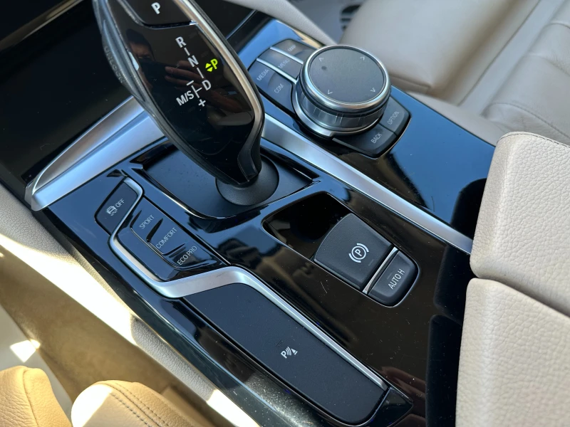 BMW 530 ГАРАНЦИЯ/3.0d 265 к.с. XDrive, снимка 11 - Автомобили и джипове - 51698557