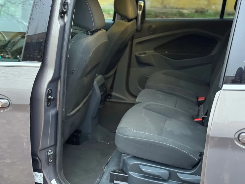 Ford Grand C-Max, снимка 9 - Автомобили и джипове - 52354130