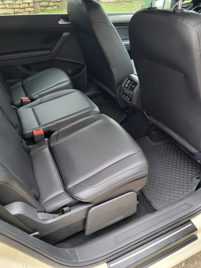 VW Touran 2000 tdi, снимка 7 - Автомобили и джипове - 53434154