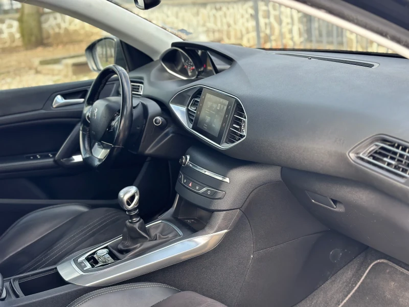 Peugeot 308 2.0hdi, снимка 9 - Автомобили и джипове - 53511552