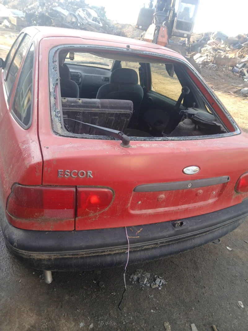 Ford Escort, снимка 6 - Автомобили и джипове - 53531473