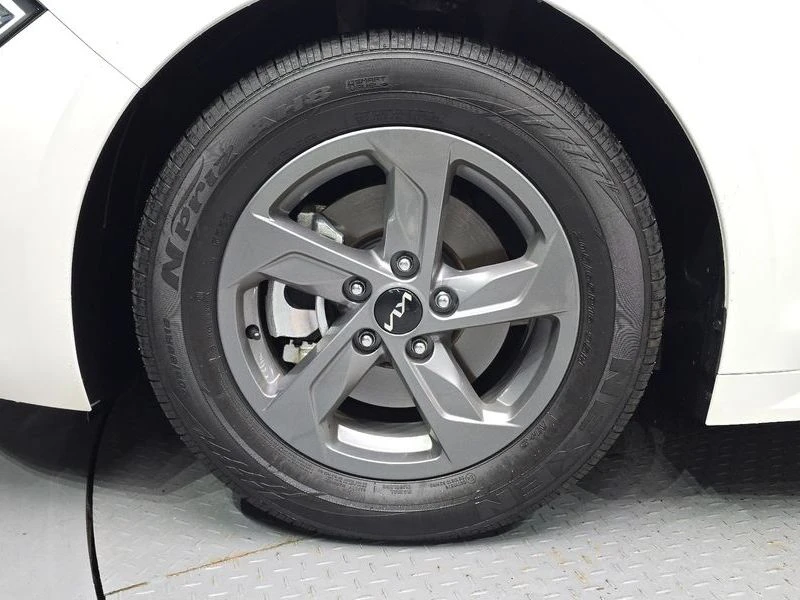 Kia K5 2.0 LPi(Rent)| 156к.с.| ВКЛ.ТЕХНОТЕСТ, снимка 5 - Автомобили и джипове - 55175744