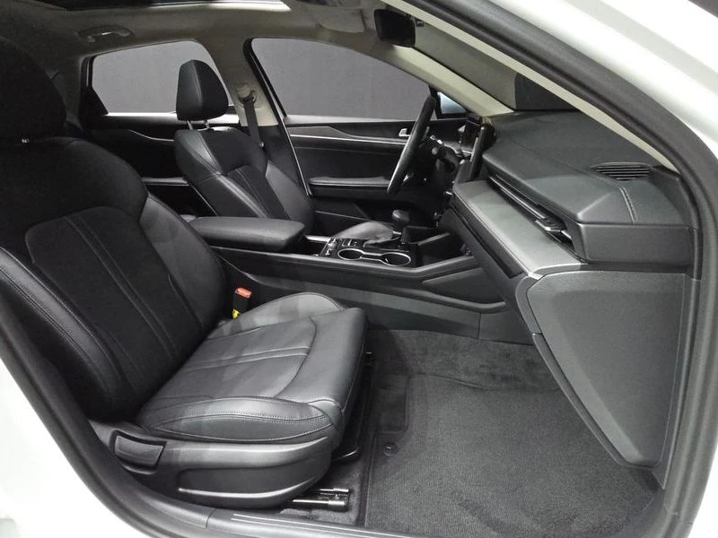 Kia K5 2.0 LPi(Rent)| 156к.с.| ВКЛ.ТЕХНОТЕСТ, снимка 11 - Автомобили и джипове - 55175744