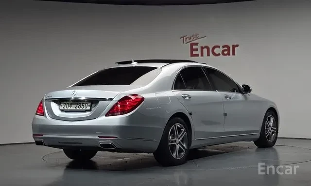 Mercedes-Benz S 400 V6 | ОБДУХВАНЕ ОТЗАД | TV | DISTRONIC | HUD | 360 , снимка 3 - Автомобили и джипове - 55615735