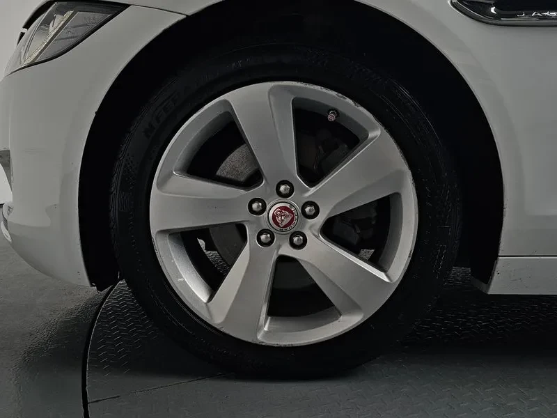 Jaguar Xf (X260) 20D Prestige | Mobile.bg � ����������� 5