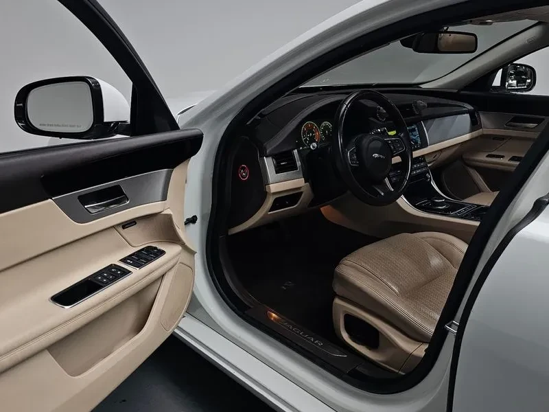 Jaguar Xf (X260) 20D Prestige | Mobile.bg � ����������� 10