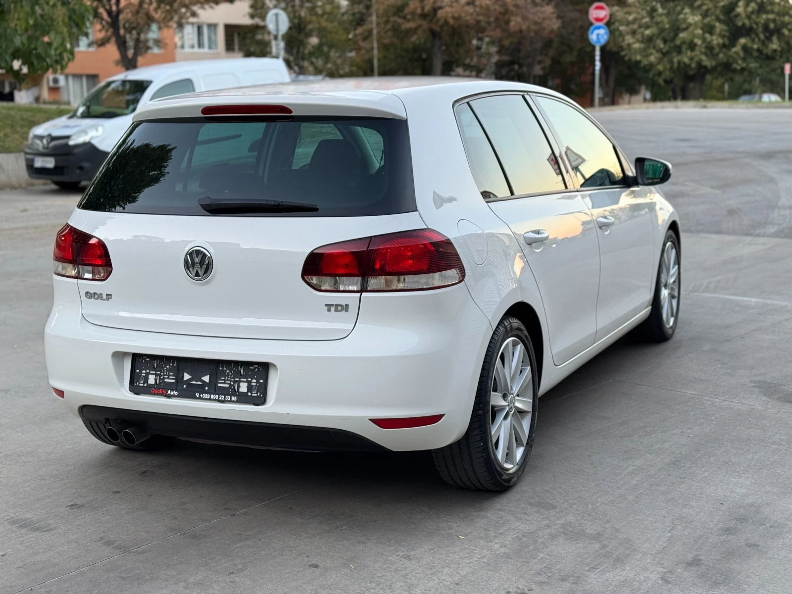 VW Golf 2.0TDI::HIGHLINE::НОВ МАХОВИК К-Т. - изображение 4