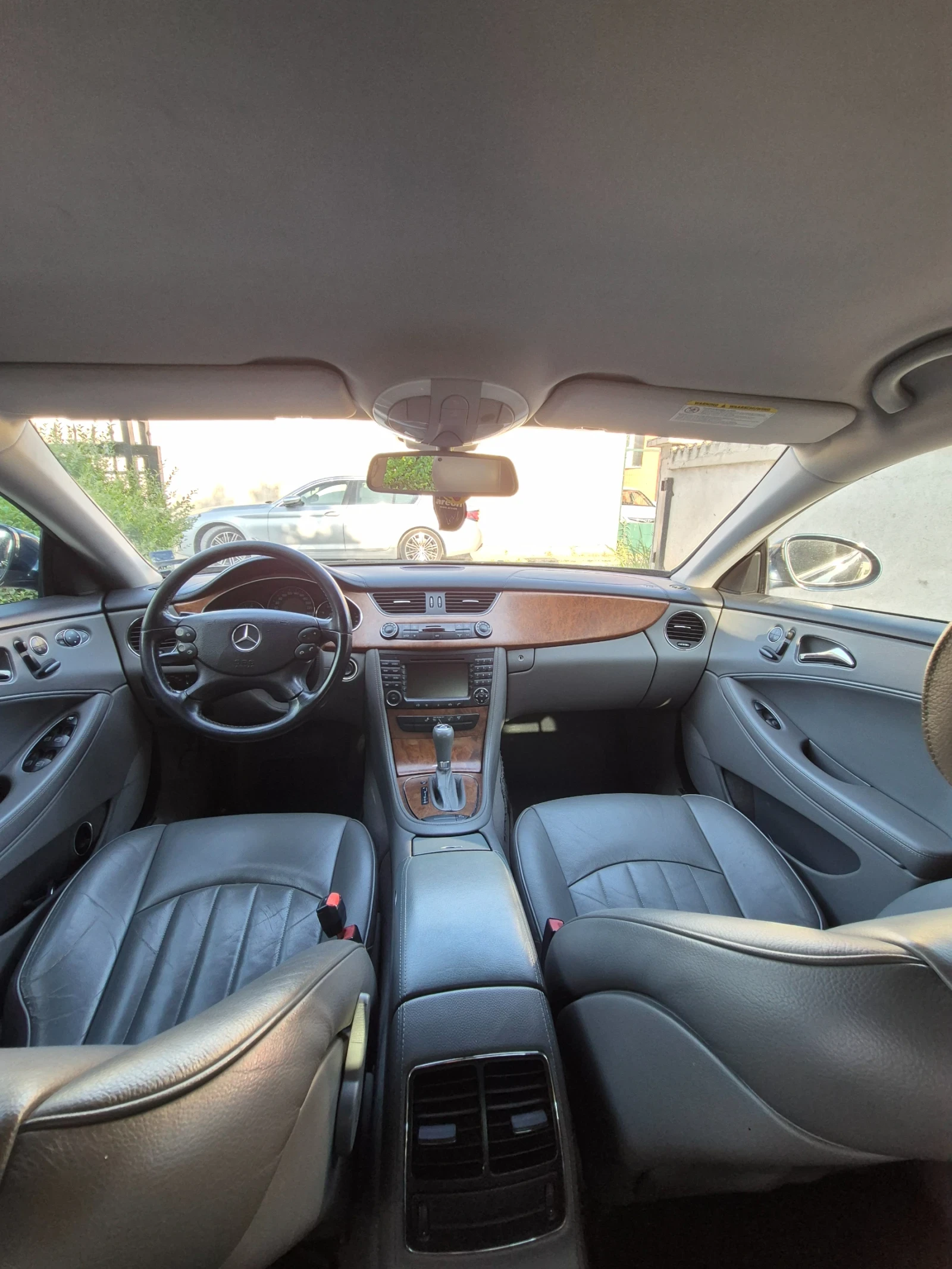 Mercedes-Benz CLS 320  - изображение 7