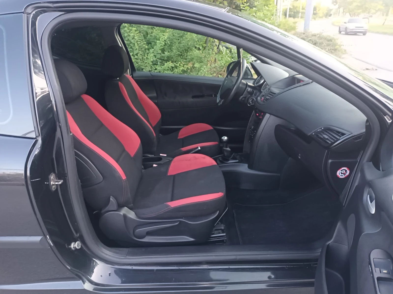Peugeot 207  - изображение 5