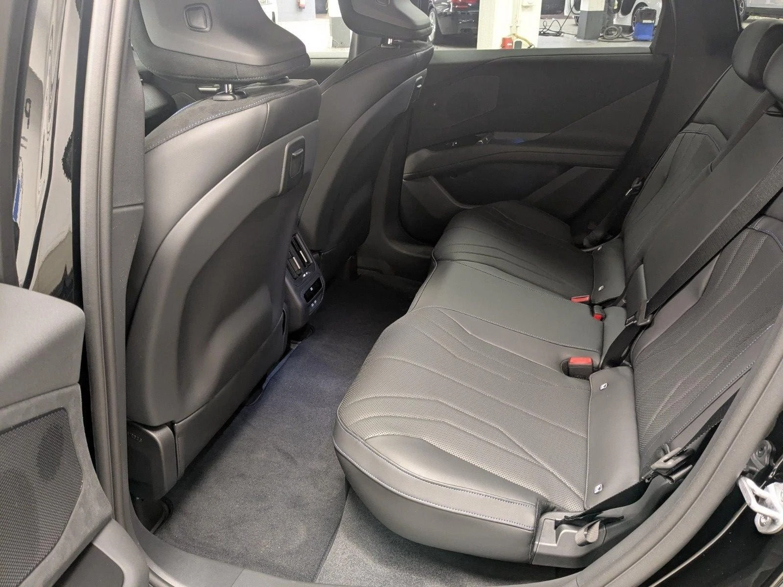 BMW iX3 50 xDRIVE HEAD-UP H/K | Mobile.bg � ����������� 11