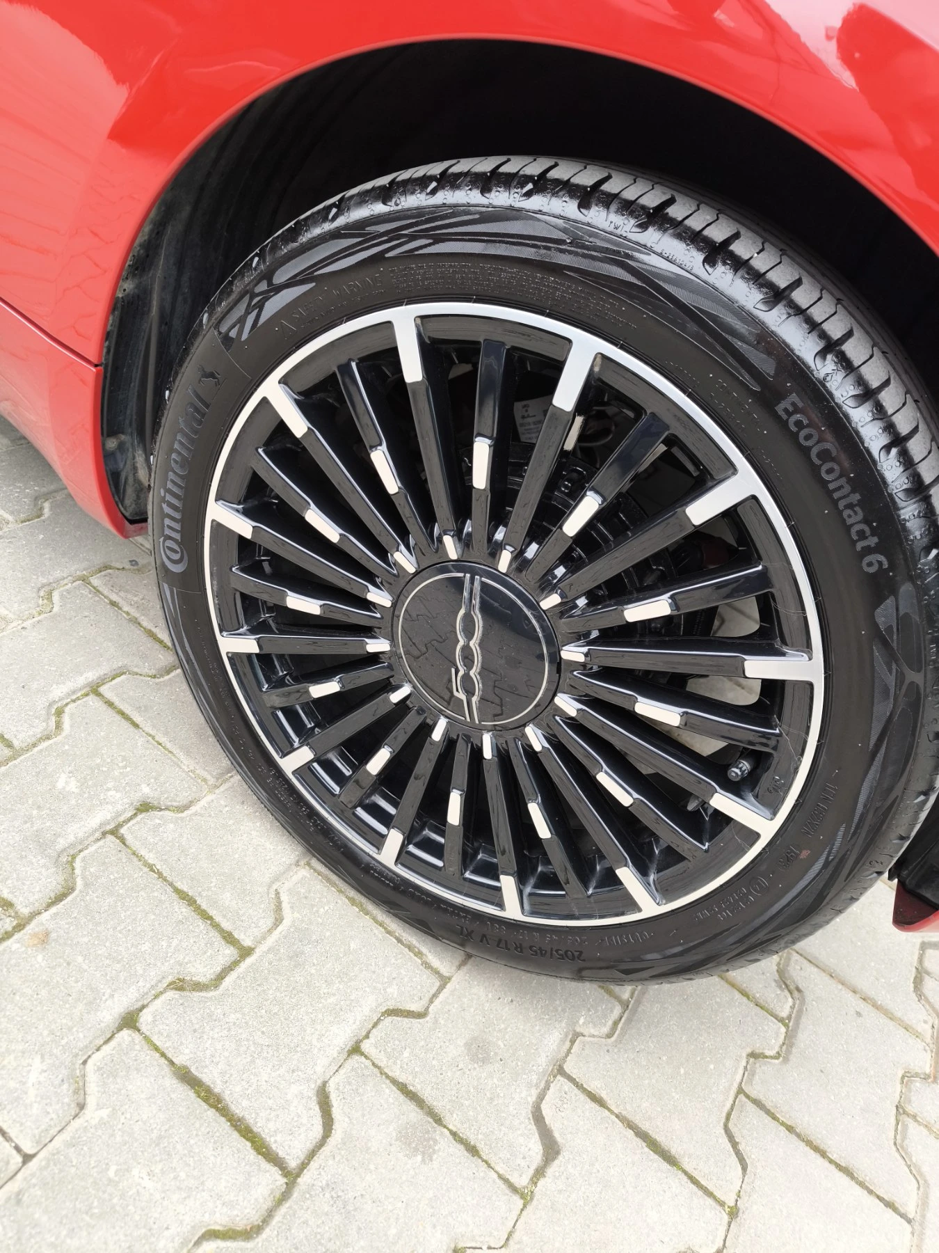 Fiat 500e  - изображение 7