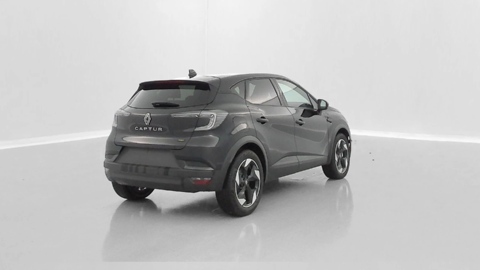 Renault Captur 1.6 Techno - Hybrid , снимка 2 - Автомобили и джипове - 54357491