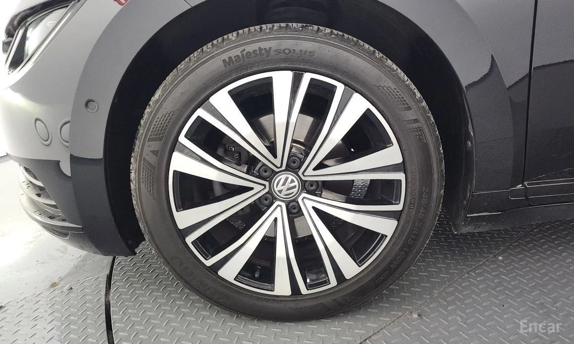 VW Arteon, снимка 5 - Автомобили и джипове - 54556267