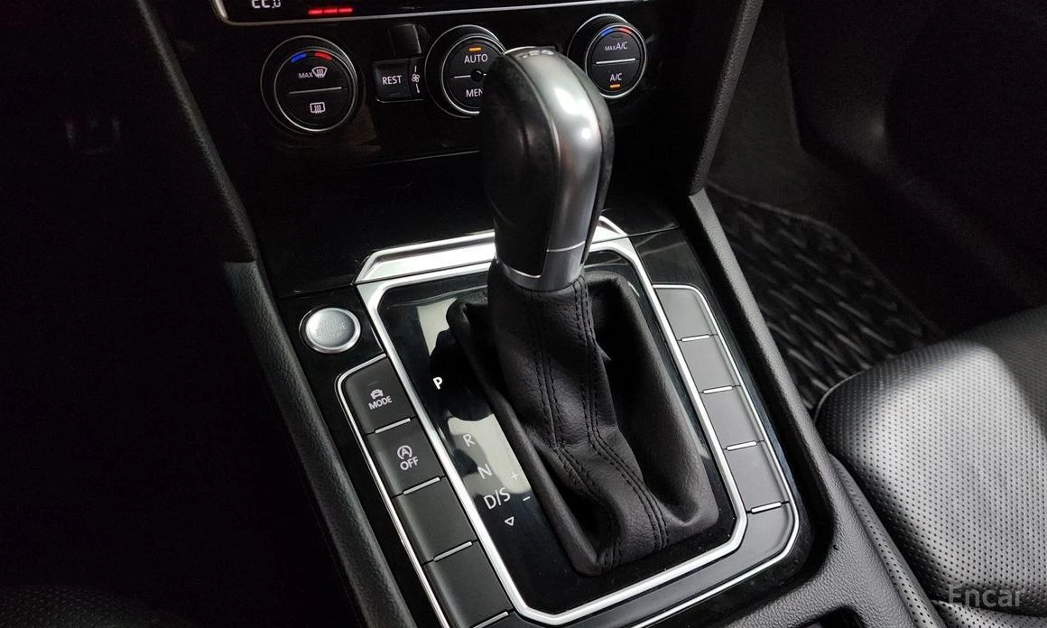 VW Arteon, снимка 9 - Автомобили и джипове - 54556267