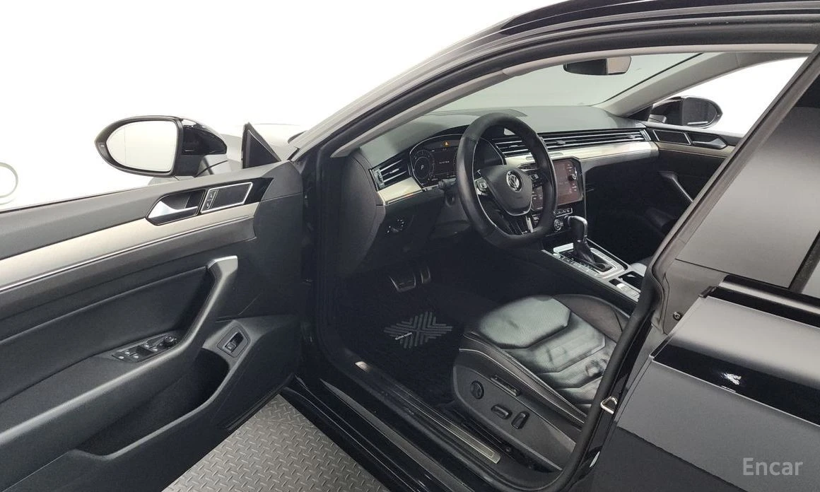 VW Arteon, снимка 10 - Автомобили и джипове - 54556267