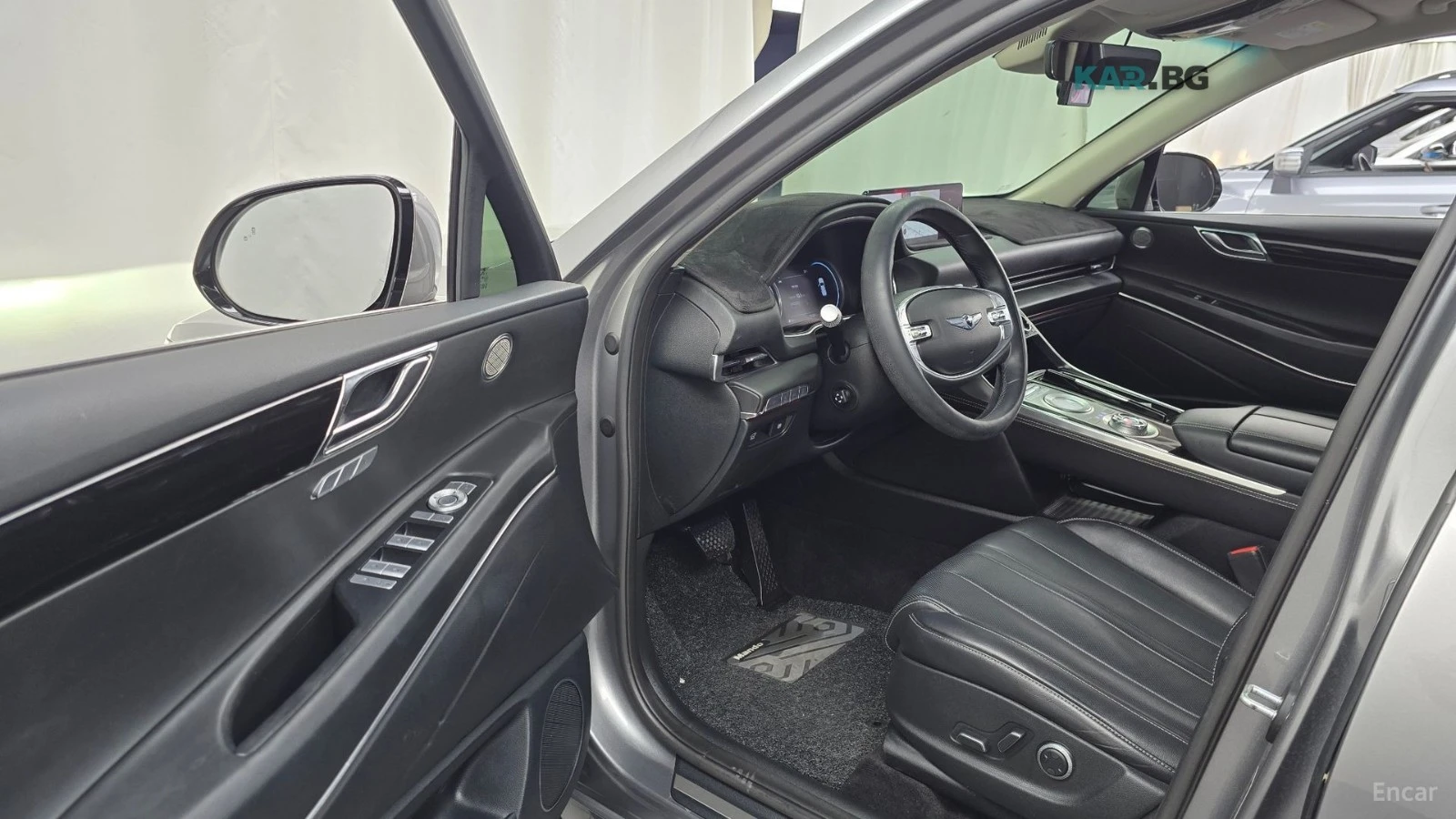 Genesis GV80 3.0D* AWD* КОЖА* ПОДГРЕВ* ОБДУХВАНЕ* КАМЕРА* DISTR, снимка 9 - Автомобили и джипове - 55301577