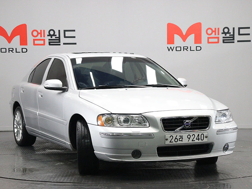 Volvo S60 2.5T* ЛЮК* КРАЙНА ЦЕНА, снимка 2 - Автомобили и джипове - 55496253