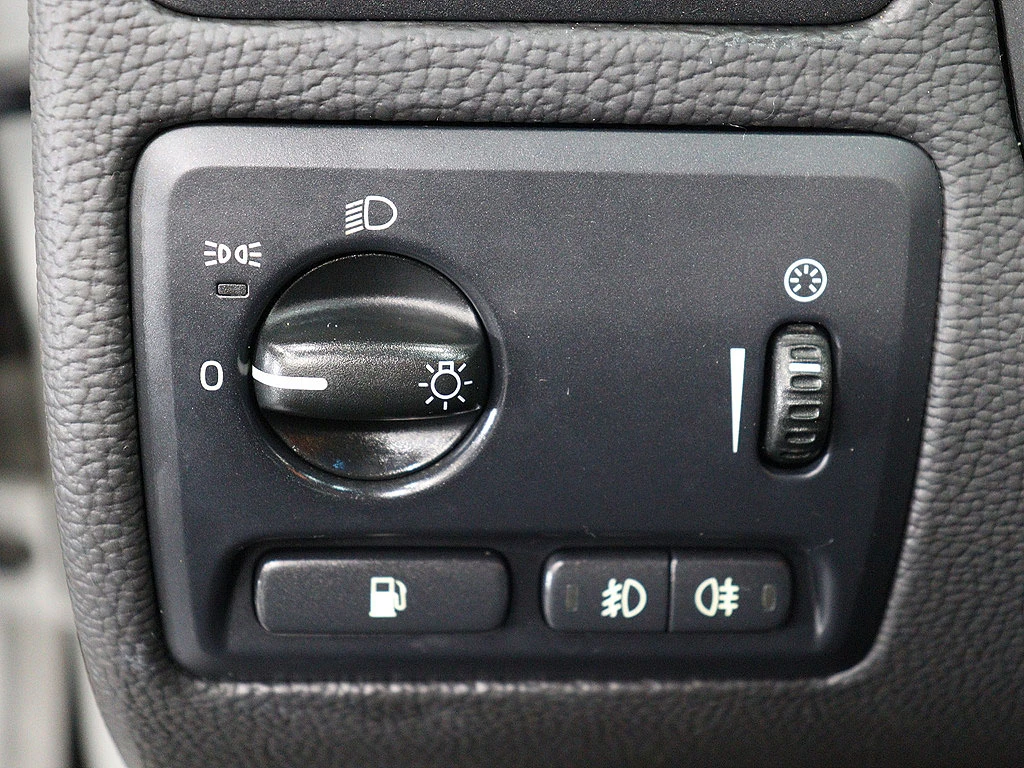 Volvo S60 2.5T* ЛЮК* КРАЙНА ЦЕНА, снимка 12 - Автомобили и джипове - 55496253