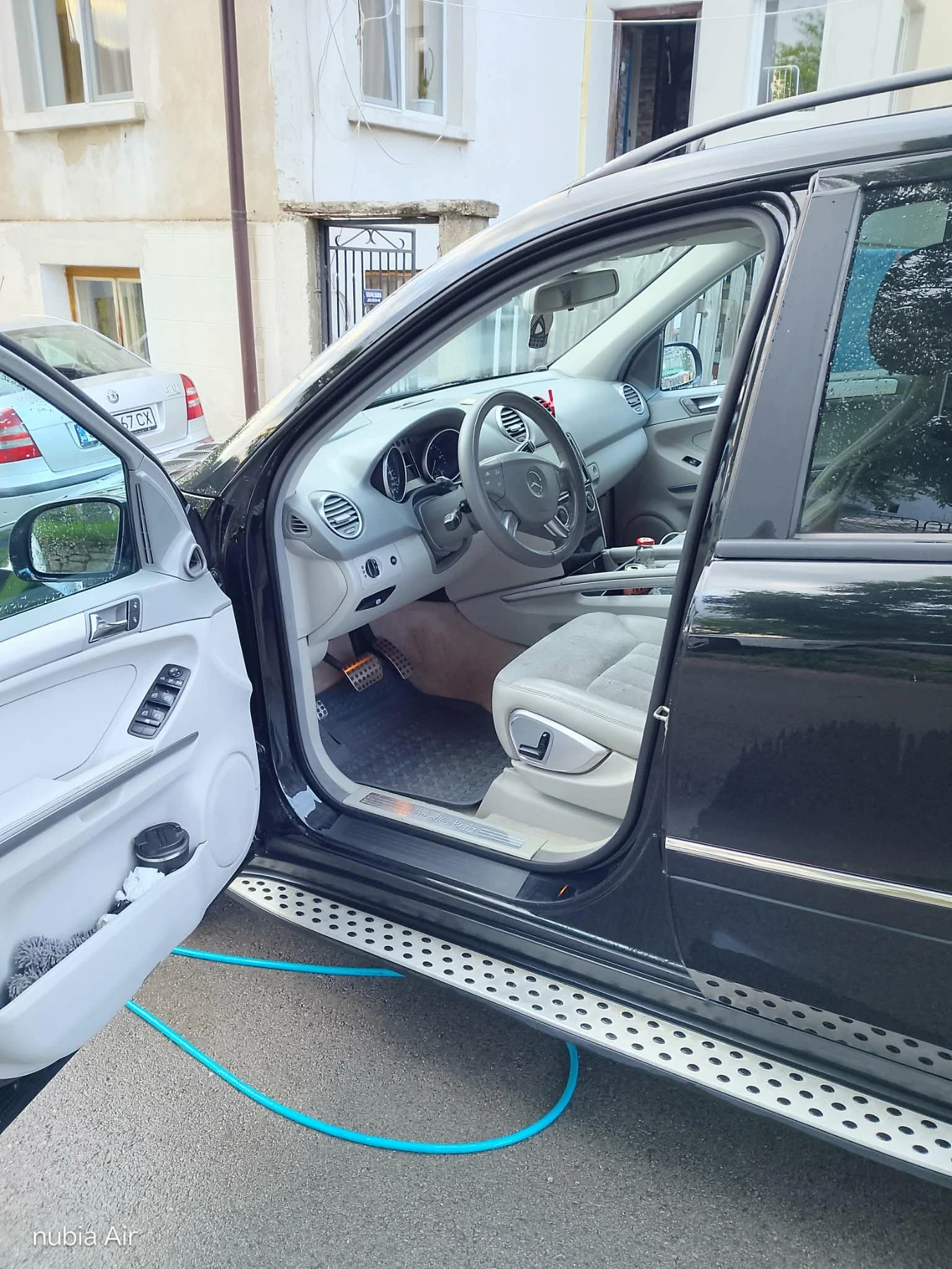 Mercedes-Benz 320, снимка 8 - Автомобили и джипове - 55544873