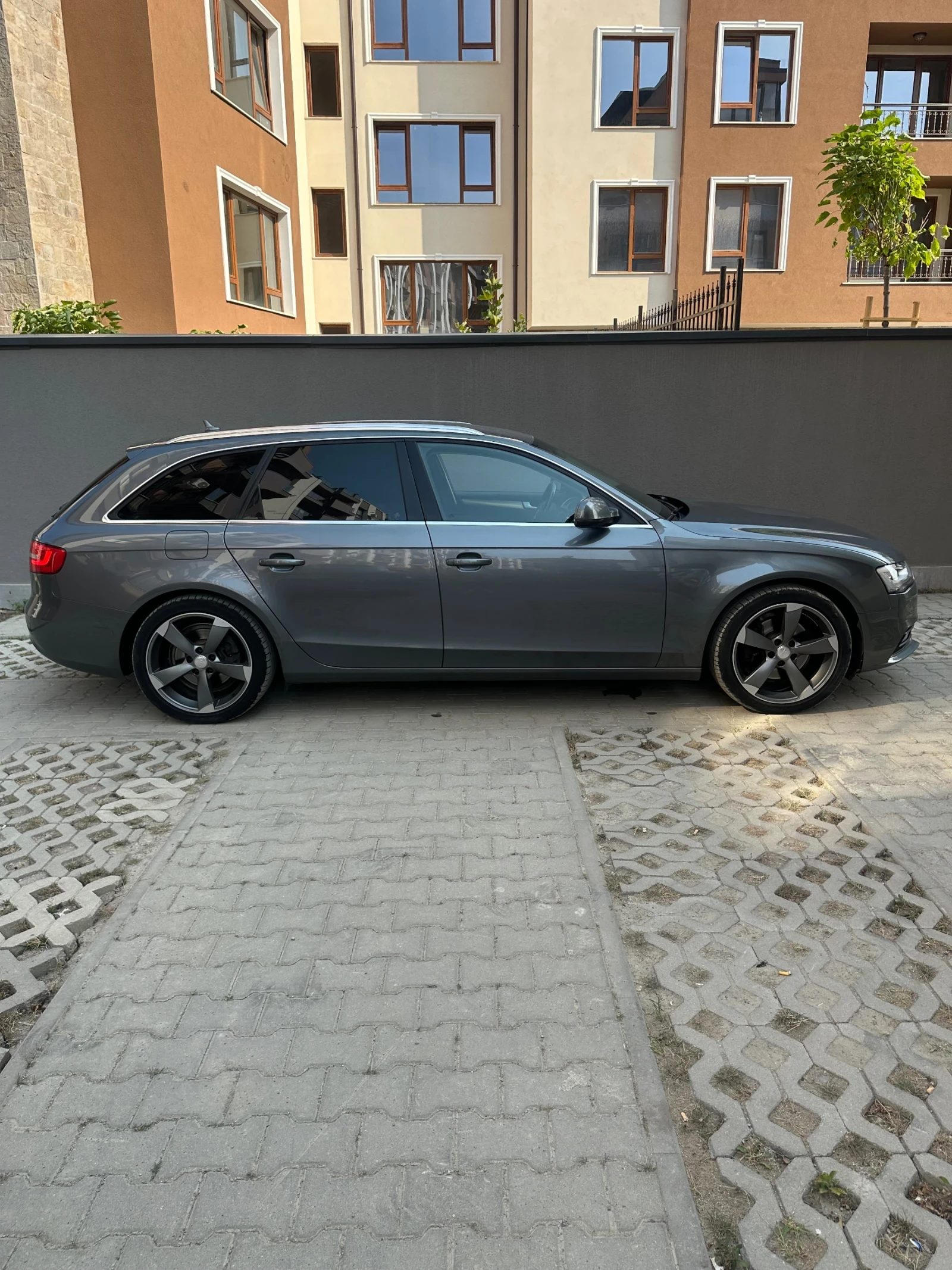 Audi A4 2.0TDI Quattro 177к.с. Facelift 2014, снимка 4 - Автомобили и джипове - 55970080