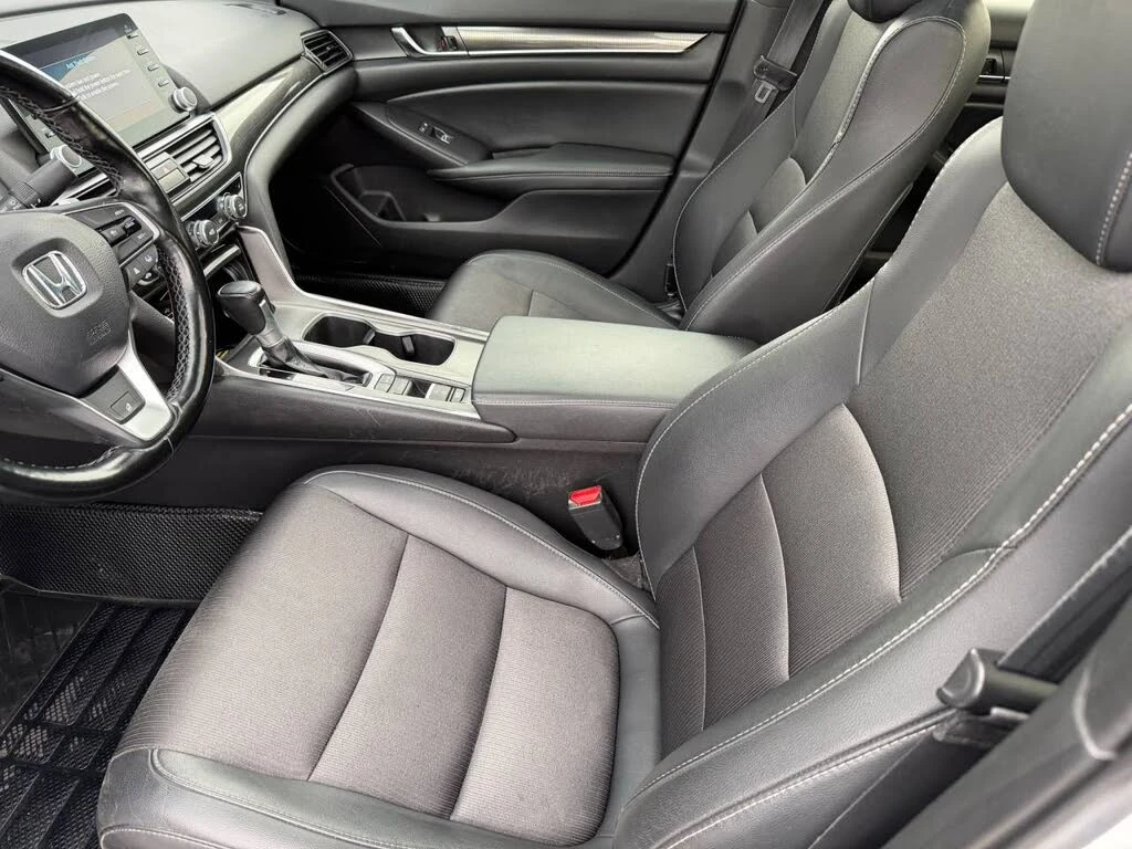 Honda Accord SPORT* DISTRONIC* КАМЕРА* ПОДГРЕВ* КРАЙНА ЦЕНА, снимка 6 - Автомобили и джипове - 55986917
