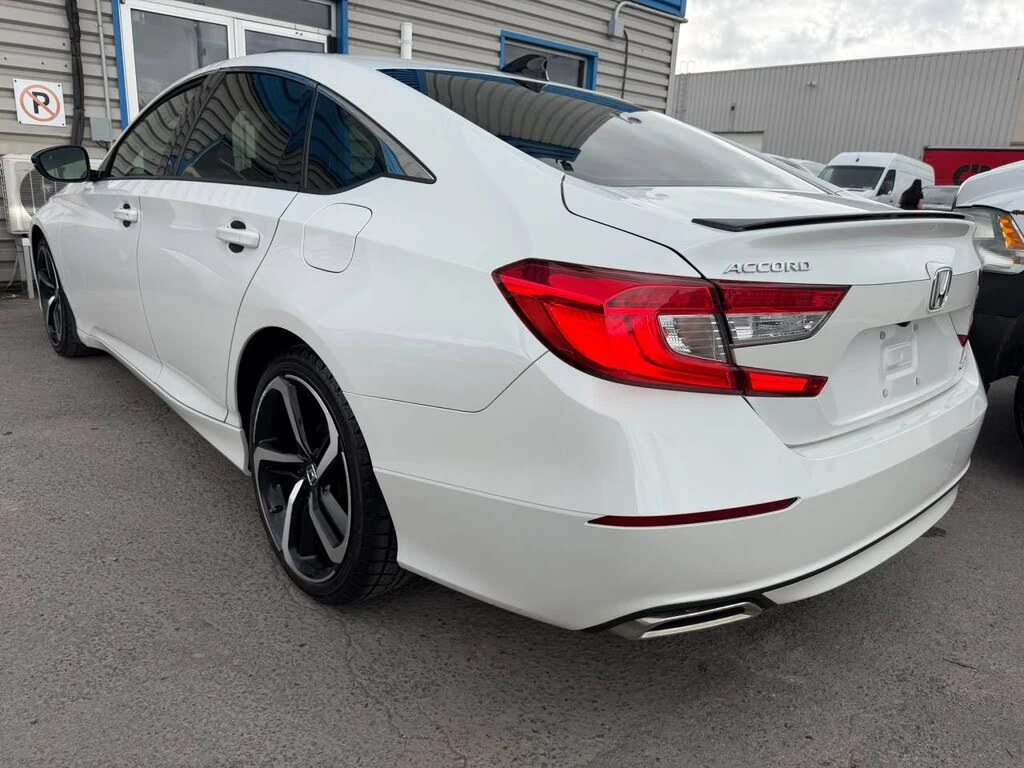 Honda Accord SPORT* DISTRONIC* КАМЕРА* ПОДГРЕВ* КРАЙНА ЦЕНА, снимка 5 - Автомобили и джипове - 55986917