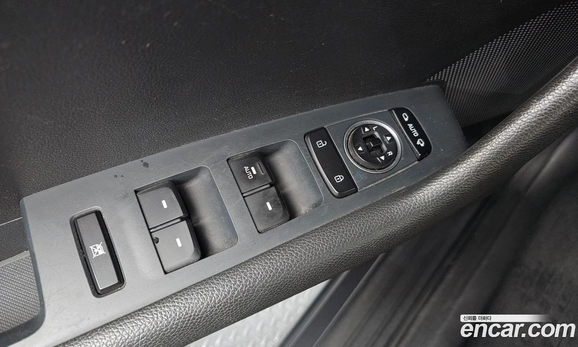 Hyundai Sonata LPI Style, снимка 14 - Автомобили и джипове - 56155362
