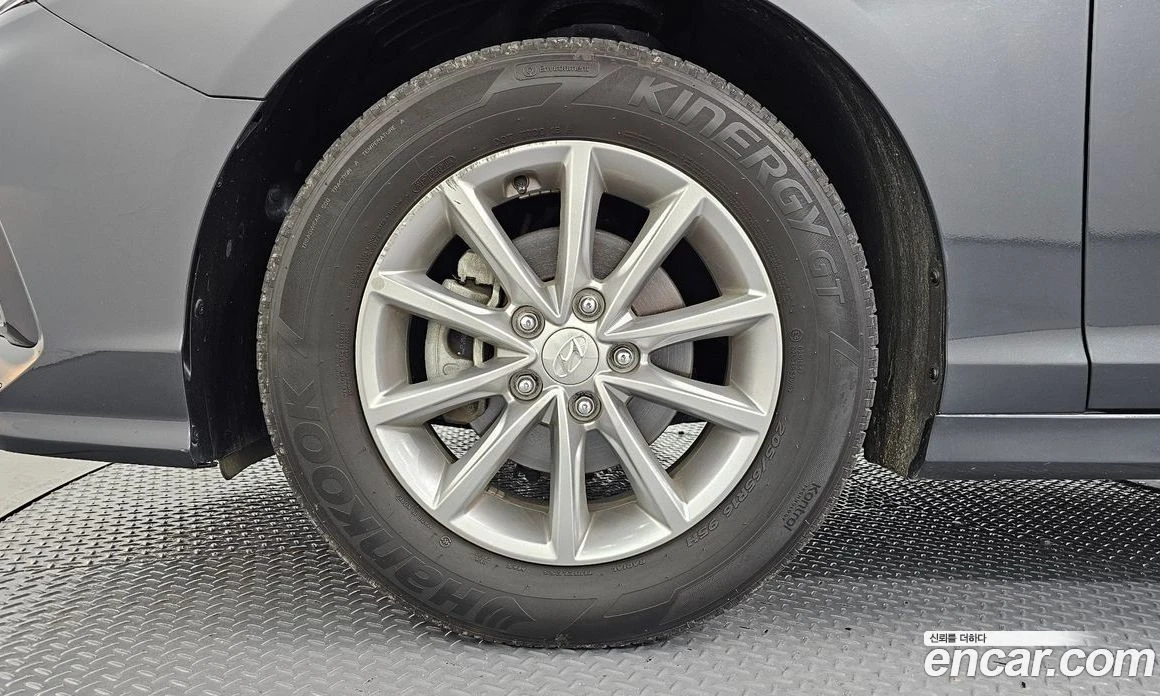 Hyundai Sonata LPI Style, снимка 5 - Автомобили и джипове - 56155362