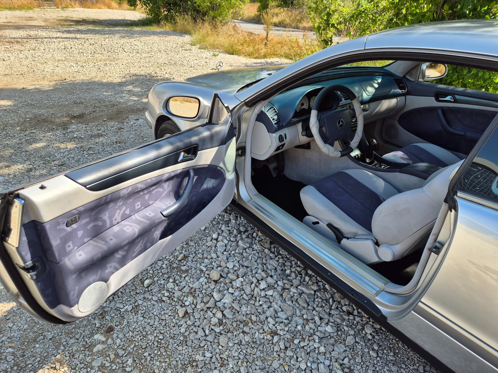 Mercedes-Benz CLK 200 Kompressor Sport, снимка 9 - Автомобили и джипове - 56310518