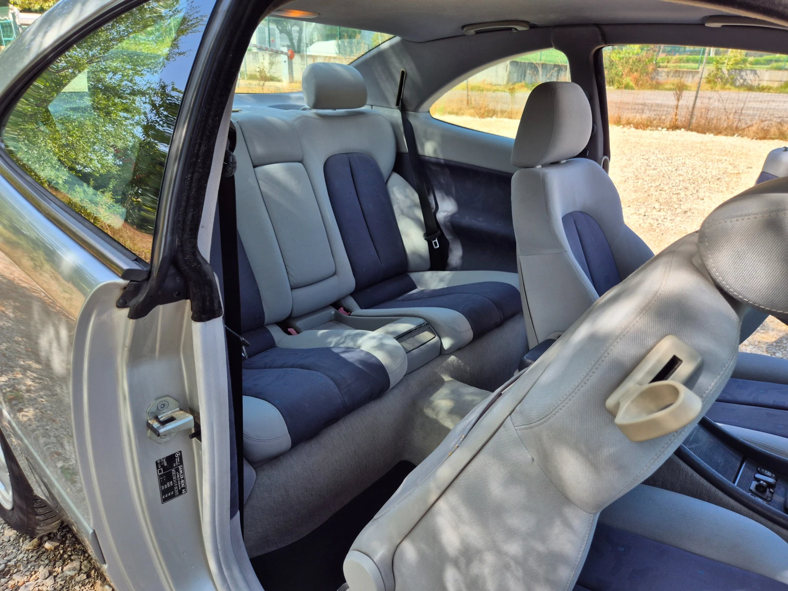 Mercedes-Benz CLK 200 Kompressor Sport, снимка 11 - Автомобили и джипове - 56310518