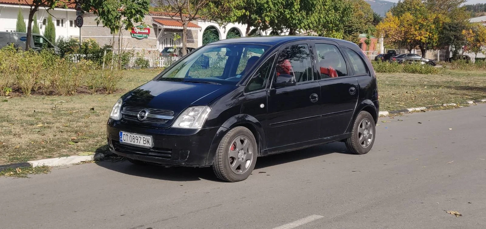 Opel Meriva, снимка 3 - Автомобили и джипове - 56523556