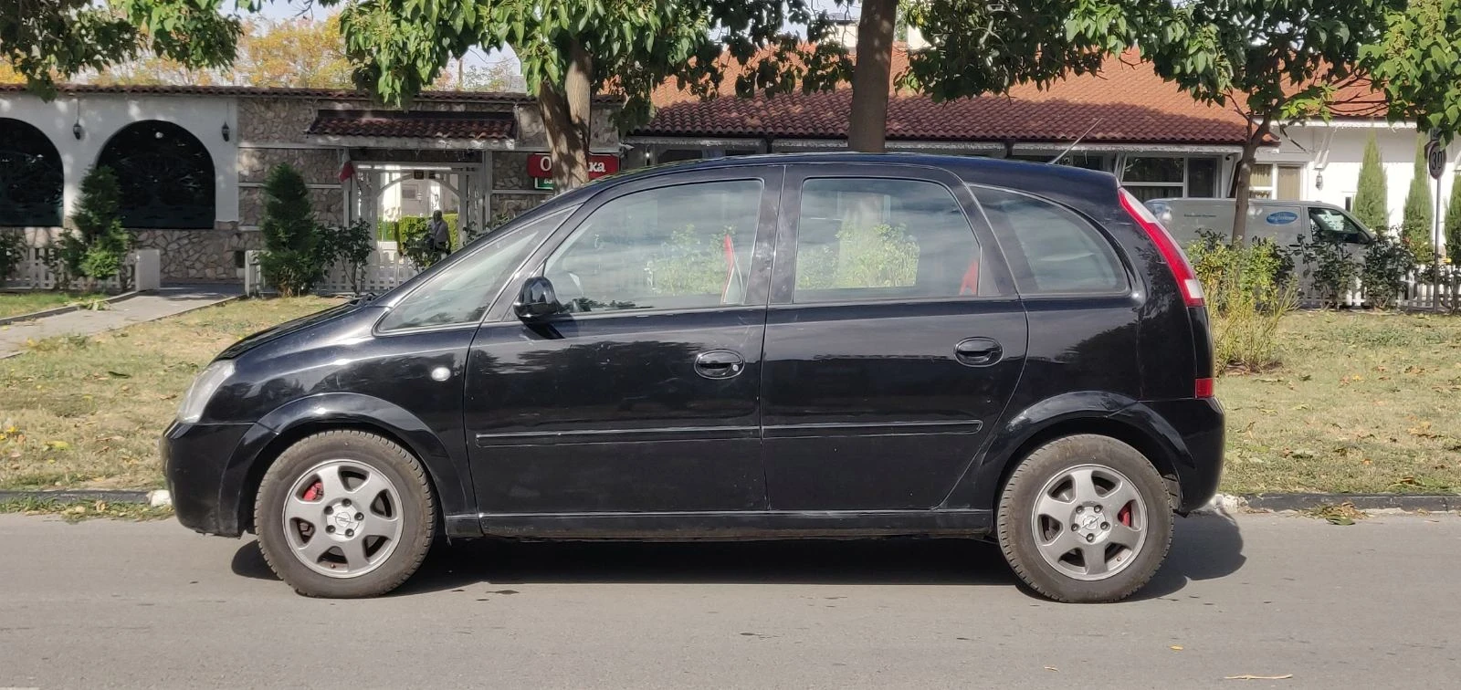 Opel Meriva, снимка 5 - Автомобили и джипове - 56523556