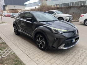 Toyota C-HR 2.0 Hybrid e-CVT Club Bi-tone Facelift-   | Mobile.bg    2