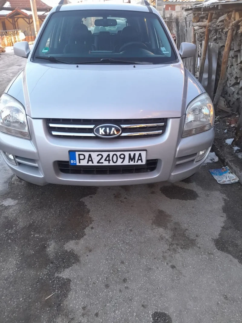 Kia Sportage, снимка 1 - Автомобили и джипове - 46882636