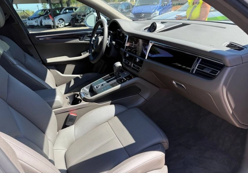 Porsche Macan R4 TFSI, снимка 6 - Автомобили и джипове - 52723301