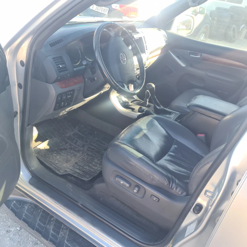 Toyota Land cruiser, снимка 10 - Автомобили и джипове - 52943485