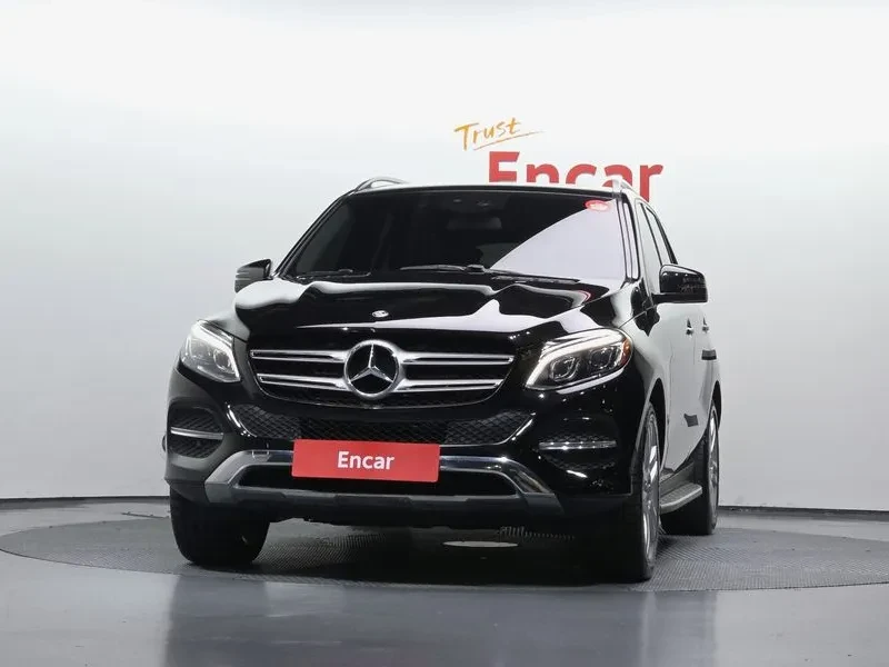 Mercedes-Benz GLE 350d - САМО 30% АВАНС, снимка 6 - Автомобили и джипове - 56112299