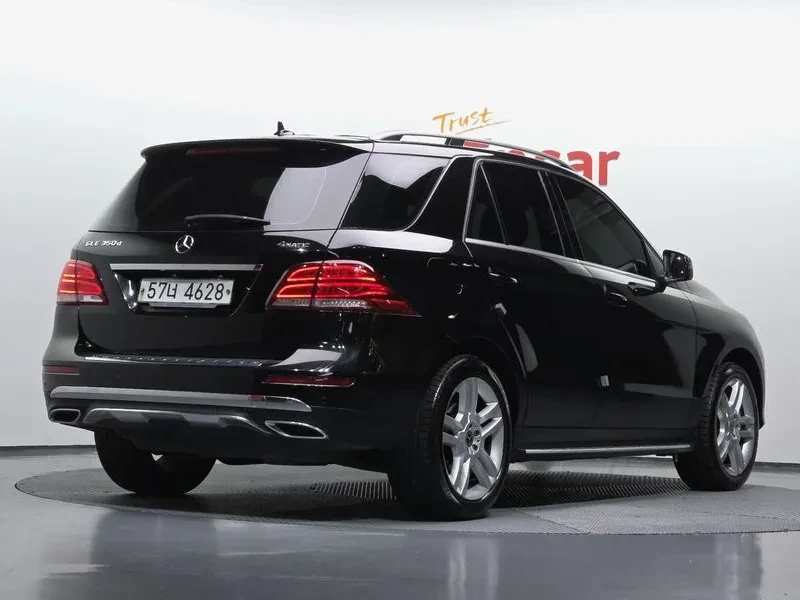 Mercedes-Benz GLE 350d - САМО 30% АВАНС, снимка 4 - Автомобили и джипове - 56112299