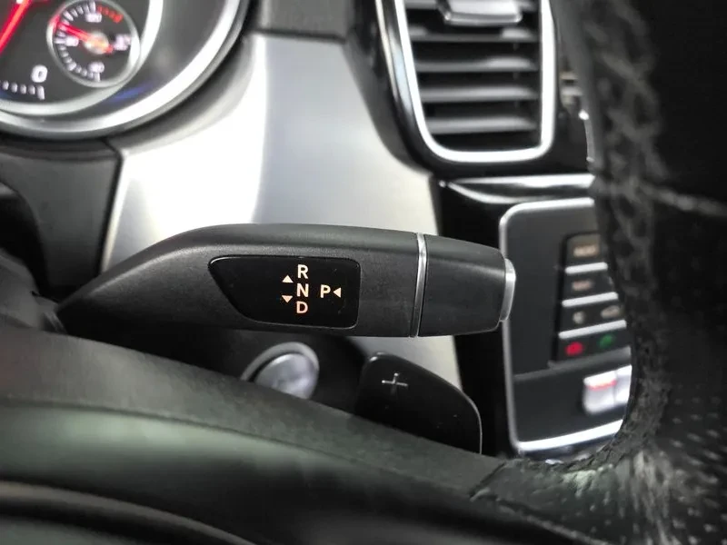 Mercedes-Benz GLE 350d - САМО 30% АВАНС, снимка 17 - Автомобили и джипове - 56112299