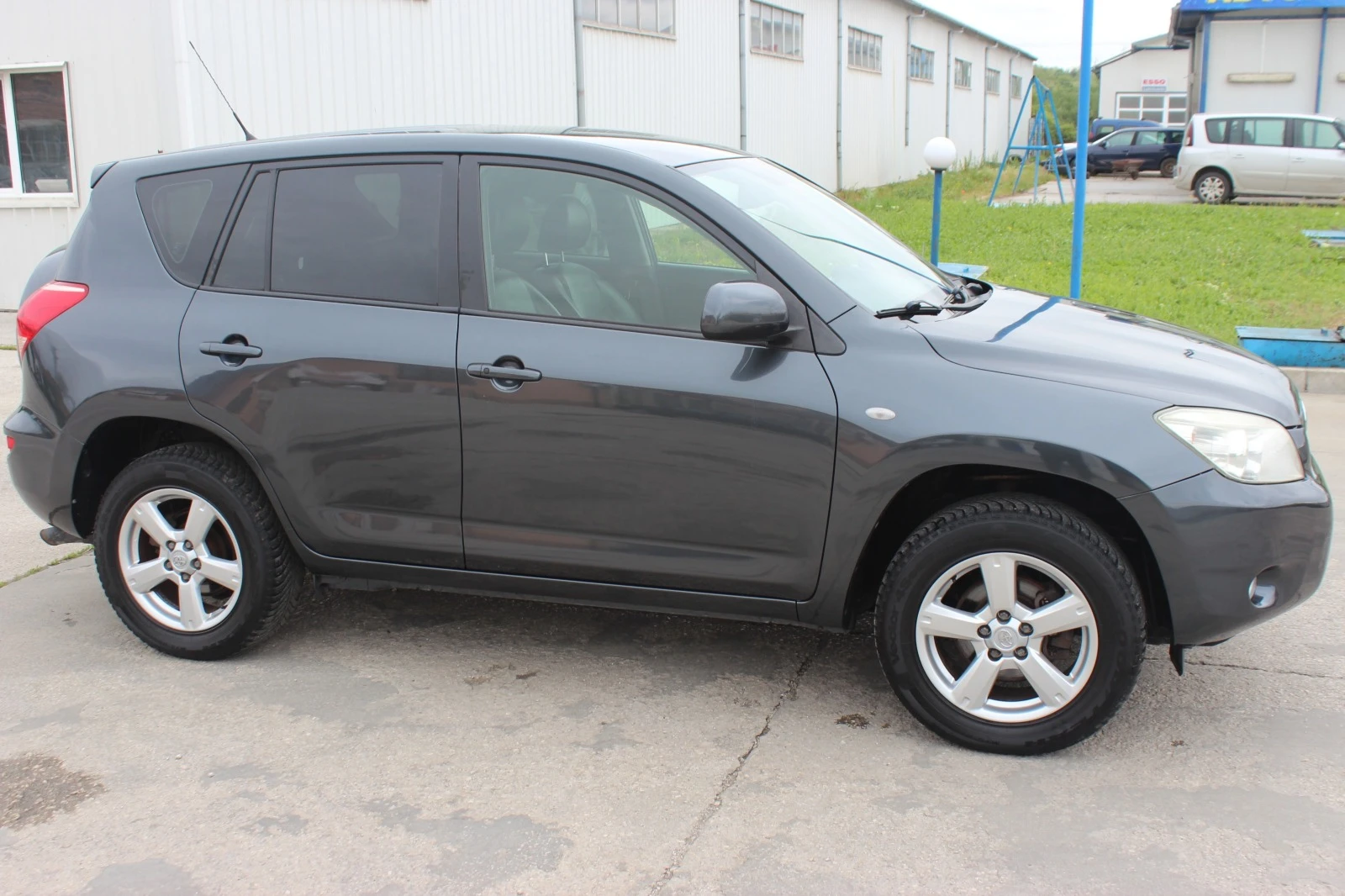 Toyota Rav4 2.2 D4D 136к.с. Швейцария, Кожа, Навигация, Уникат - изображение 4