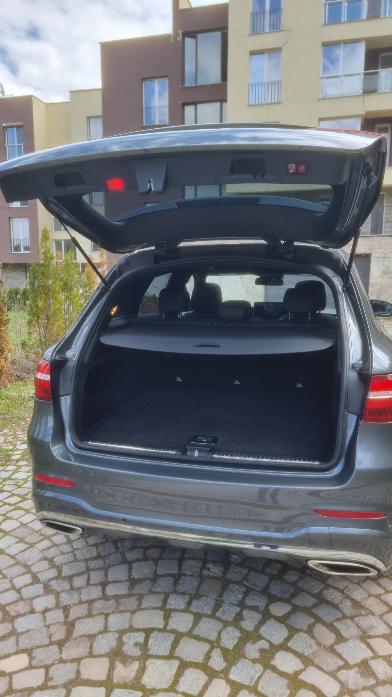 Mercedes-Benz GLC 300 4MATIC 2.0 250 HP AMG - изображение 5