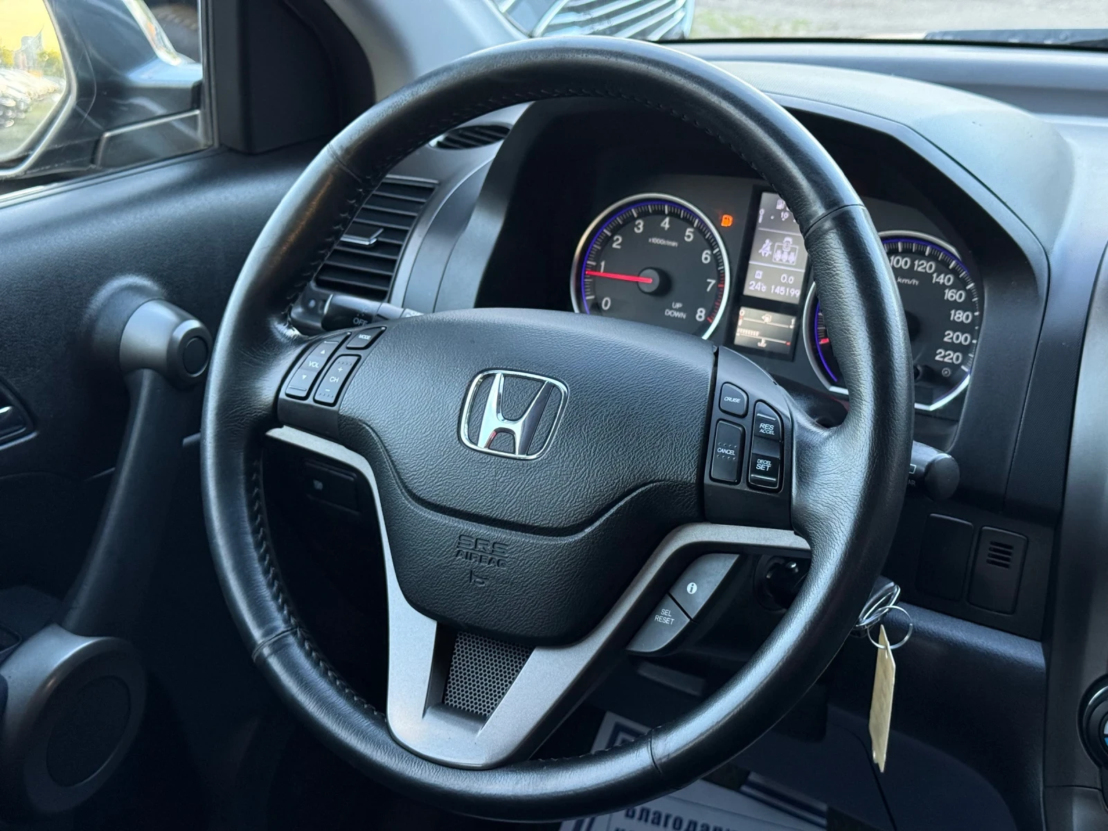 Honda Cr-v 2.0i - 150К.С. / FACELIFT / 4x4 / SPORT - изображение 10