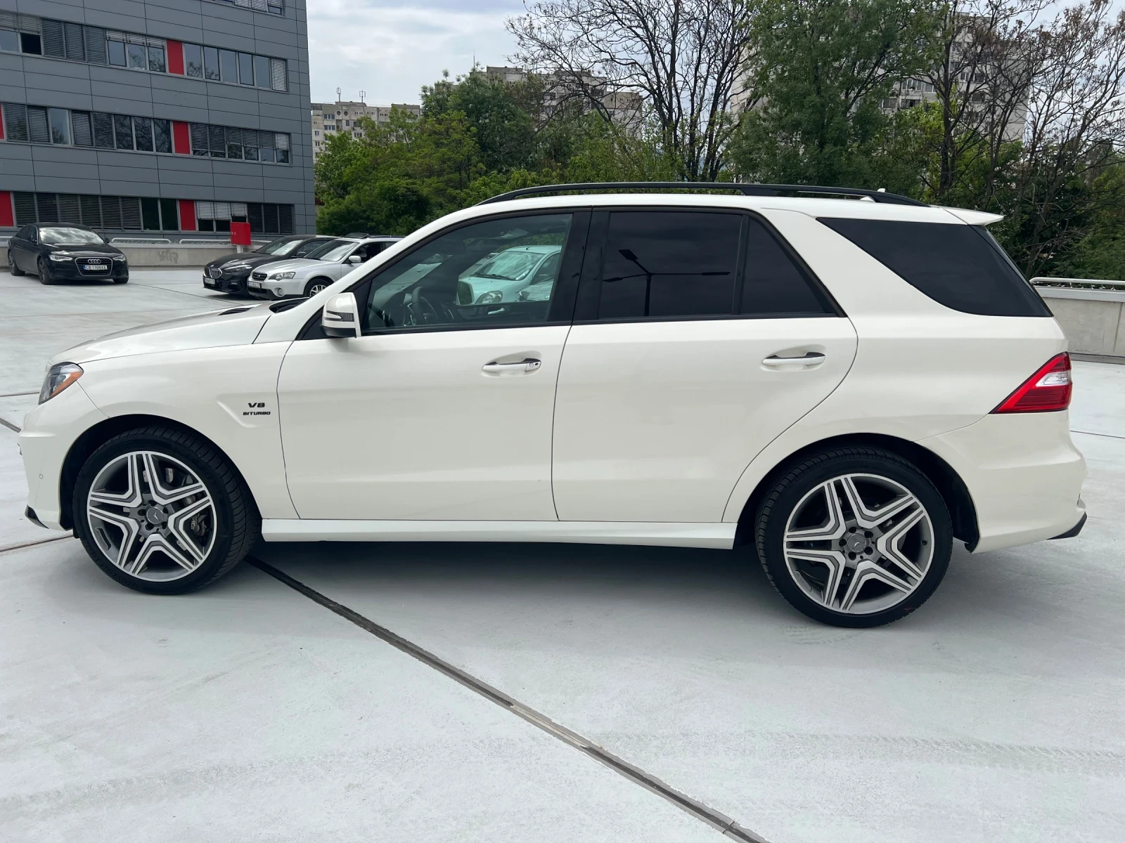 Mercedes-Benz ML 63 AMG  - изображение 7