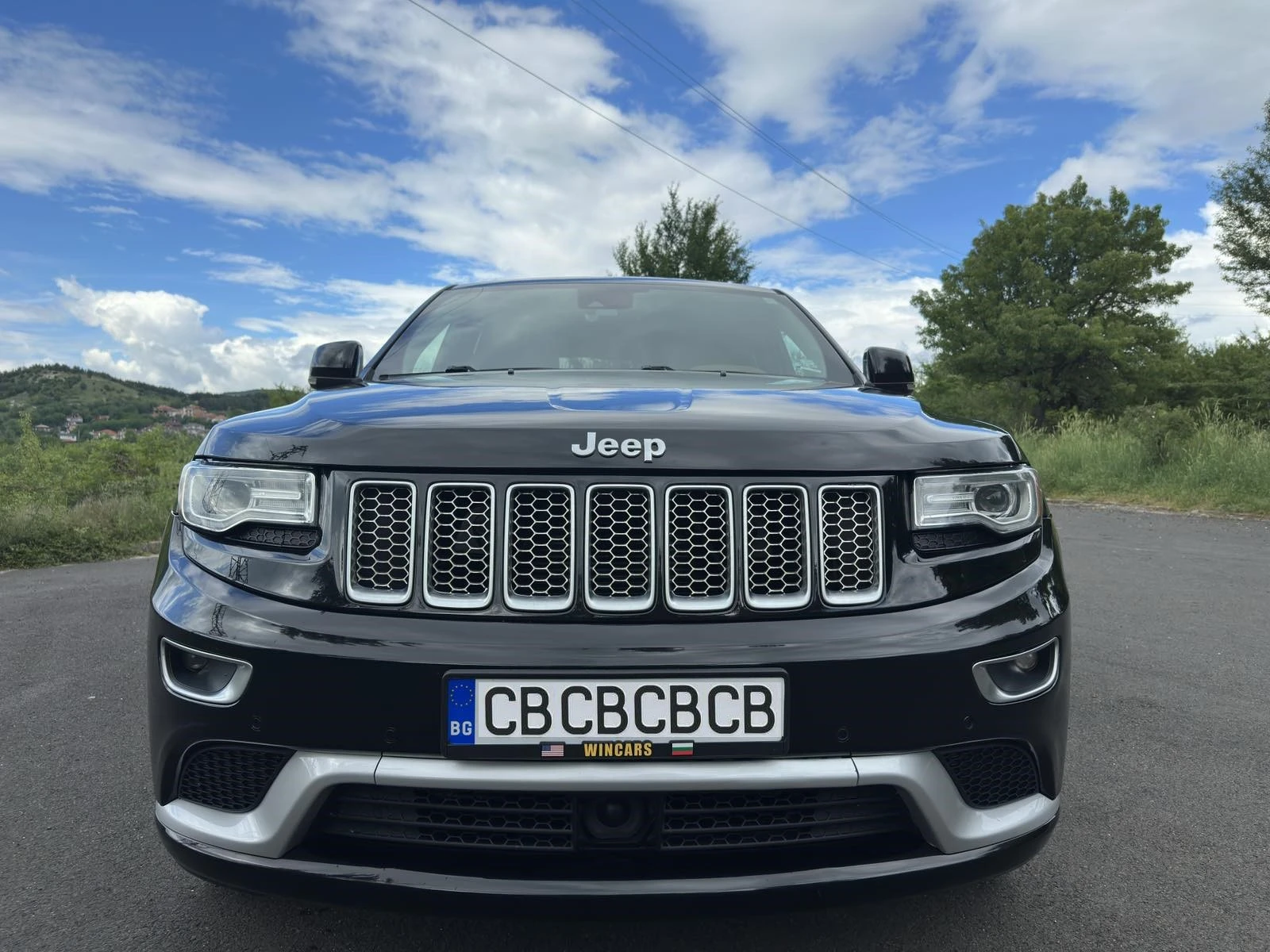 Jeep Grand cherokee SUMMIT* 5.7* 8ZF* TV* PANO* DISTRONIC* ОБДУХ* FULL - изображение 2