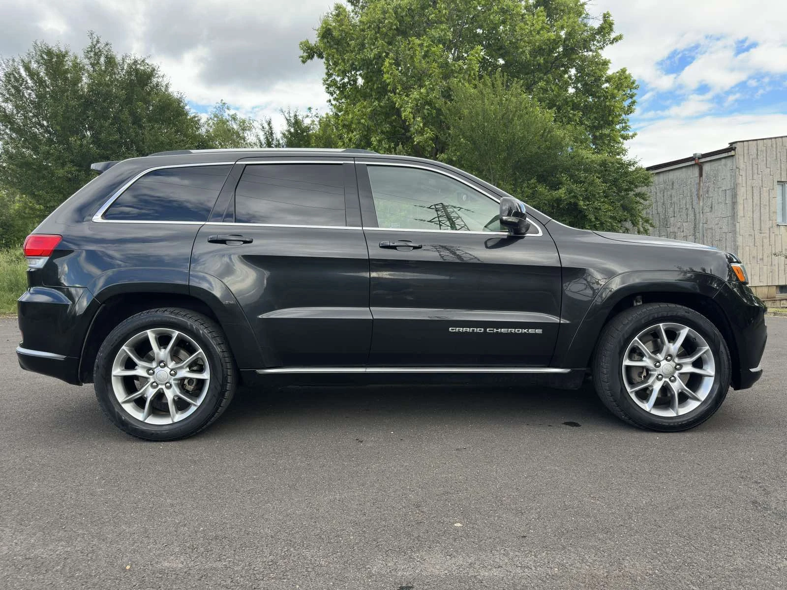 Jeep Grand cherokee SUMMIT* 5.7* 8ZF* TV* PANO* DISTRONIC* ОБДУХ* FULL - изображение 7