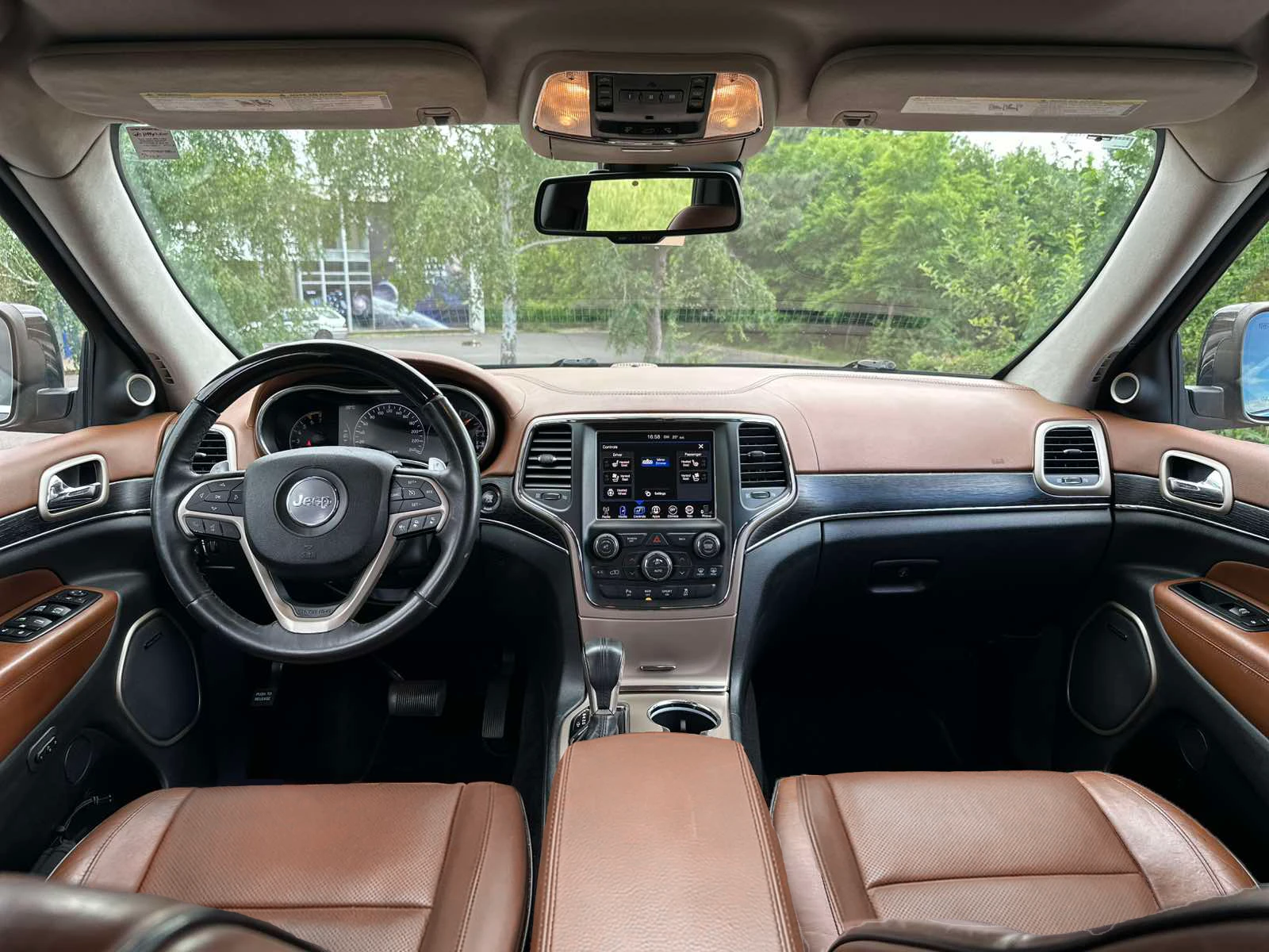 Jeep Grand cherokee SUMMIT* 5.7* 8ZF* TV* PANO* DISTRONIC* ОБДУХ* FULL - изображение 9