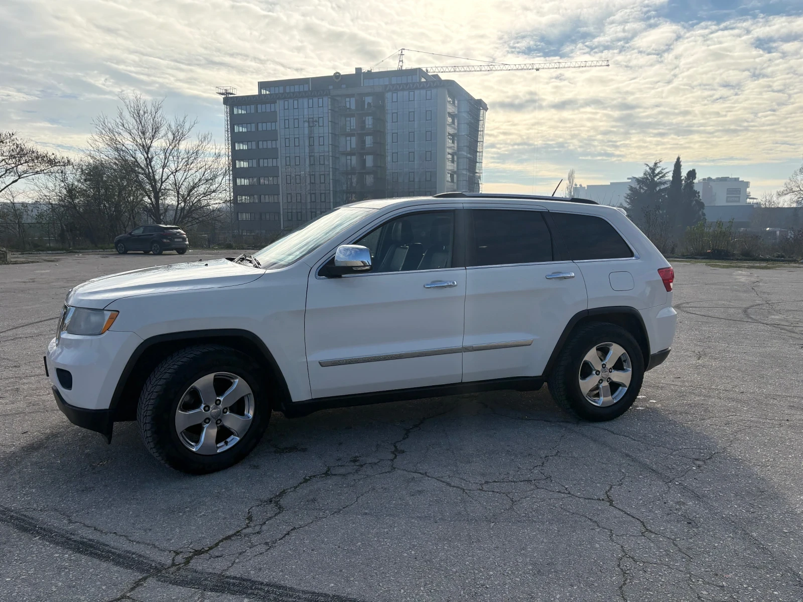 Jeep Grand cherokee  - изображение 2