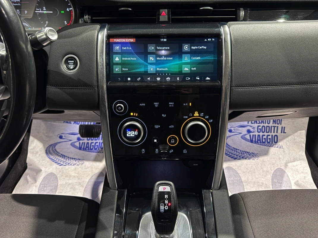 Land Rover Discovery Sport 2.0 Dynamic, снимка 13 - Автомобили и джипове - 53801262