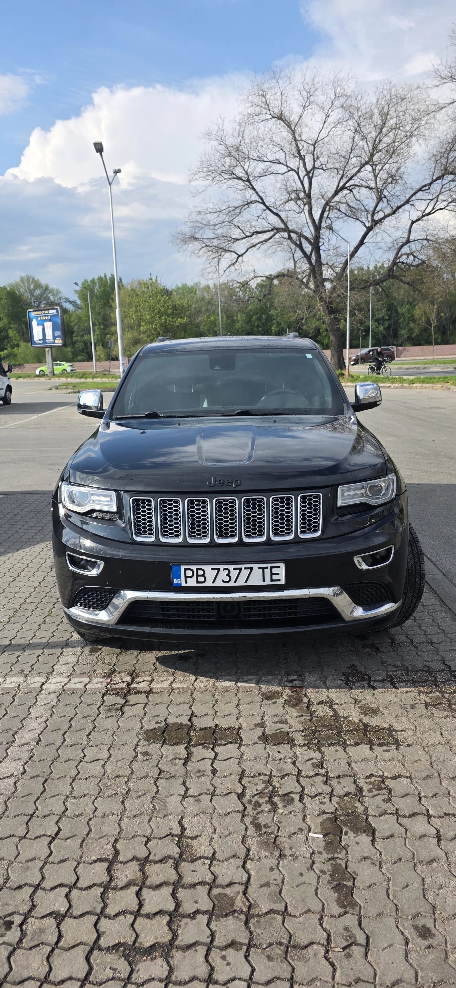 Jeep Grand cherokee 5.7 SUMMIT, снимка 2 - Автомобили и джипове - 54259985