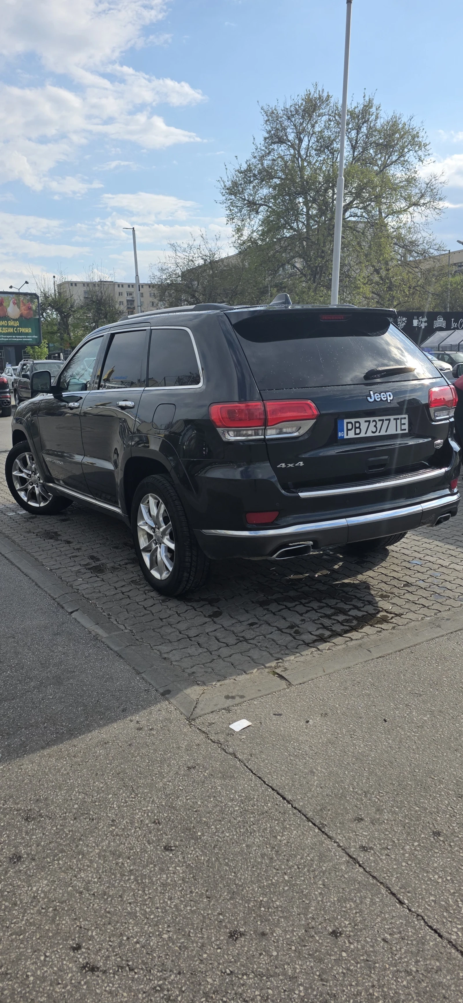 Jeep Grand cherokee 5.7 SUMMIT, снимка 4 - Автомобили и джипове - 54259985